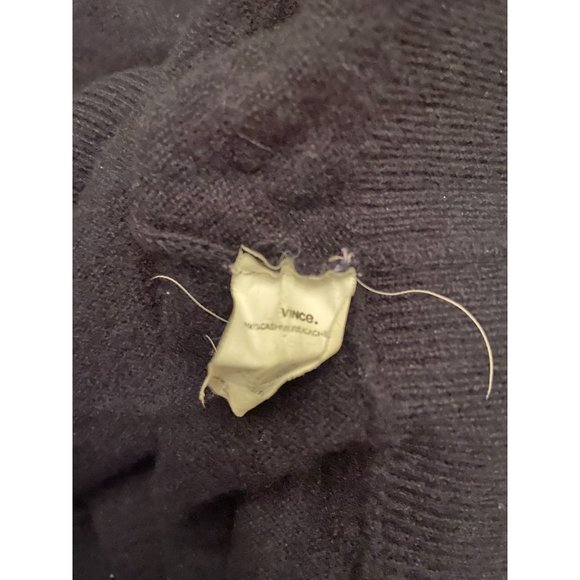 Vince Bergdorf Goodman 100% Cashmere Black Batwing Sweater Medium - Picture 5 of 5